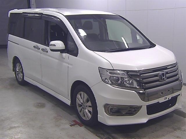 2014 HONDA STEP WAGON